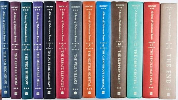 A Series of Unfortunate Events hardcover book set