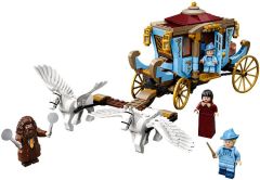 LEGO Harry Potter Beauxbatons' Carriage: Arrival at Hogwarts set 75958