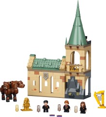 Hogwarts Fluffy Encounter LEGO Harry Potter playset 76387
