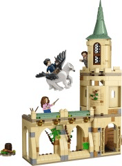 LEGO Harry Potter Hogwarts Courtyard Sirius's Rescue set 76401